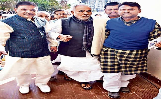 लालू प्रसाद को एम्स से रिम्स लाना साजिश : रघुवंश प्रसाद