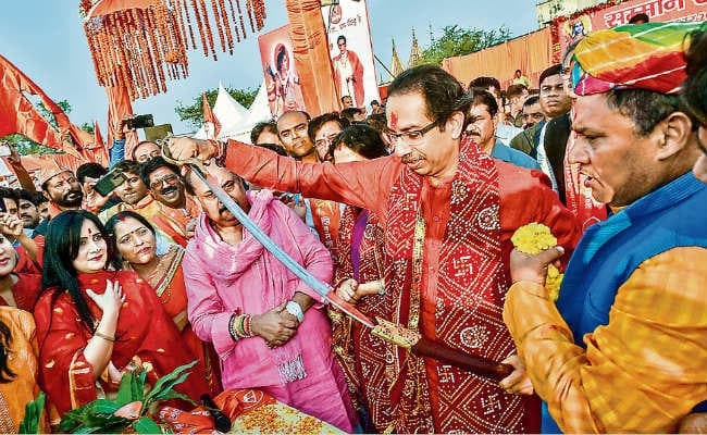 अयोध्या में विहिप की धर्मसभा आज, बोले उद्धव- राम मंदिर निर्माण की तारीख बताये केंद्र सरकार