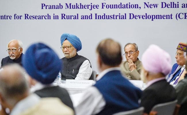 सत्ता के लिए धर्म, जाति के इस्तेमाल से शांति बाधित हो सकती है : मनमोहन सिंह