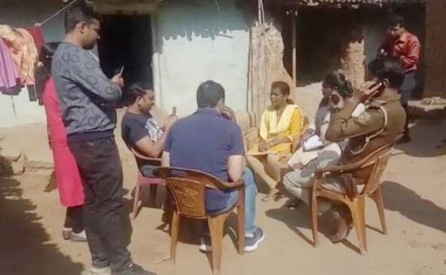 Jharkhand : ‘मृत’ लड़की को जीवित देख पुलिस के होश उड़े, दिल्ली ले गयी