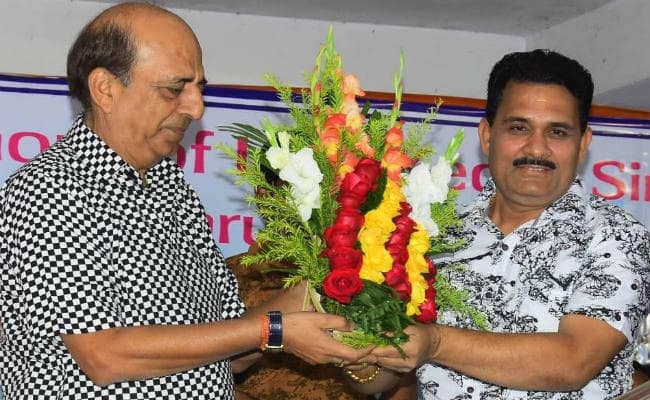 पूर्व रेल मंत्री दिनेश त्रिवेदी ने लोकसभा चुनाव में भाजपा को हराने का किया आह्वान