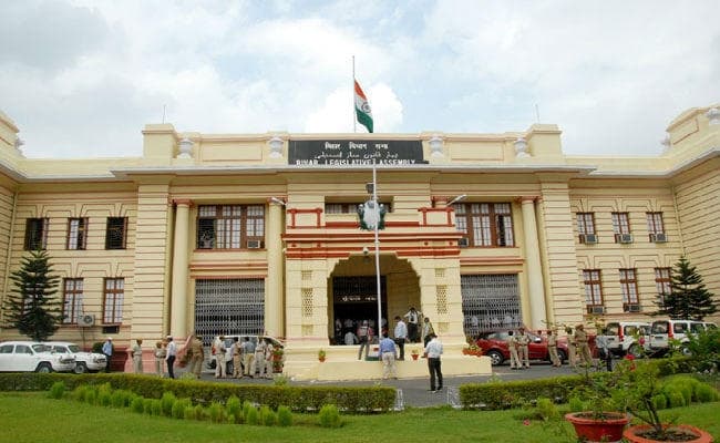 आज से विधानमंडल सत्र शुरू, सीबीआई व ट्रेजरी लूट मामले में सरकार को घेरेगा राजद