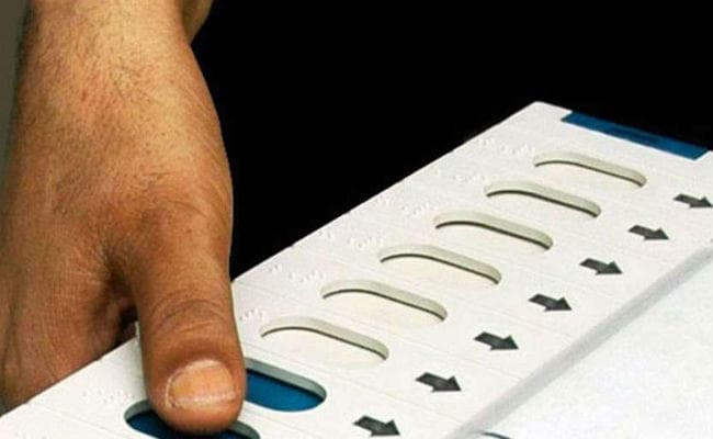 मध्यप्रदेश विधानसभा चुनाव : इंदौर में चौतरफा घिरी दिख रही भाजपा, अगर मालवा-निमाड़ की आधी सीटें जीत गयी कांग्रेस, तो..