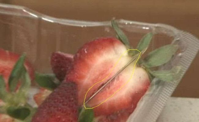 स्ट्रॉबेरी के अंदर मिली सूई, दुकान से सारी स्ट्रॉबेरी हटायी गयी