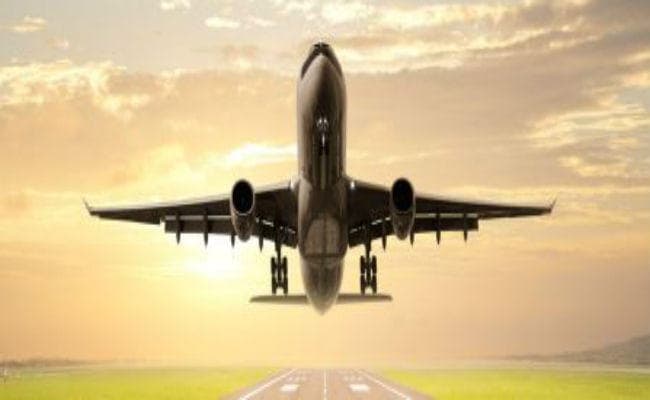 Airlines कंपनियों के वेब चेक-इन में सीटों पर शुल्क वसूलने के फैसला की समीक्षा करेगी सरकार