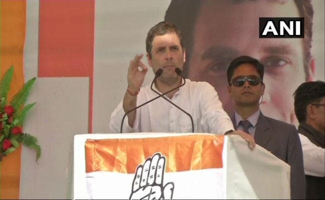 राजस्थान : चुनावी सभा में बोले राहुल गांधी कांग्रेस सत्ता में आयी तो किसानों का कर्ज दस दिन में माफ करेगी