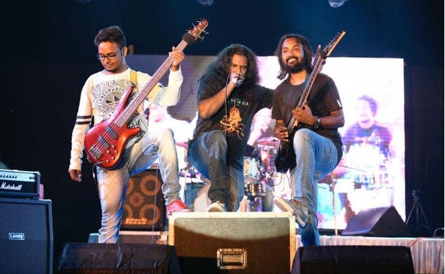 रॉक जतरा में हेवी मेटल, सॉफ्ट रॉक व क्लासिकल गीतों ने बांधा समां