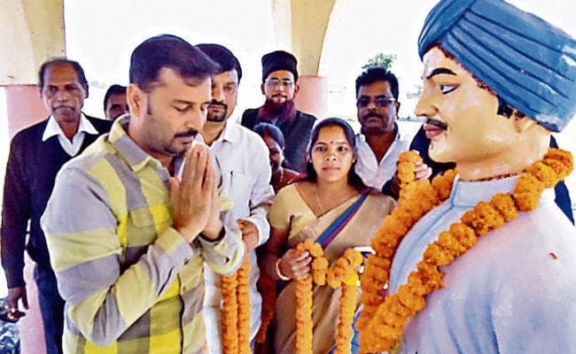 लोहरदगा: वृद्धा पेंशन के लिए भी भटकना पड़ रहा हो, तो समझो विकास नहीं हुआ : सुदेश महतो