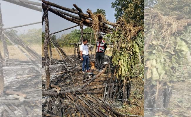 सिमडेगा : बिरहोर परिवार का प्लास्टिक से बना घर जलकर हुआ राख