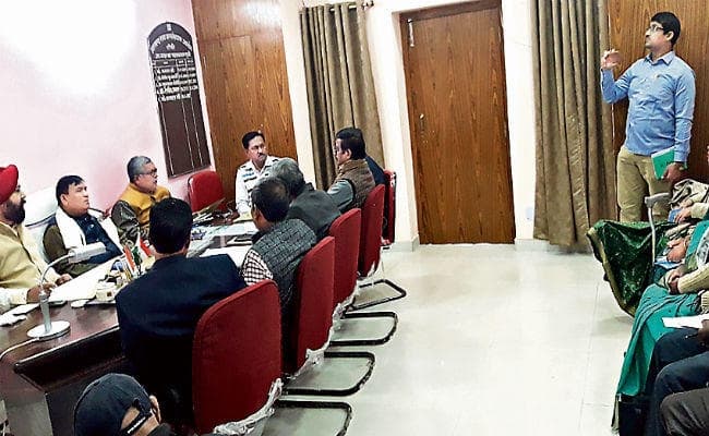 रांची : अल्पसंख्यक आयोग की बैठक से नदारद रहे अधिकतर निजी विद्यालयों के प्राचार्य