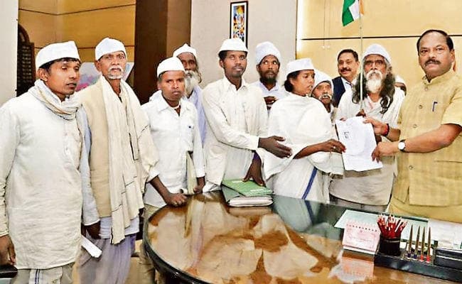 रांची : अब टाना भगत को नहीं देना होगा लगान, सीएम ने भू-राजस्व सचिव को दिया निर्देश