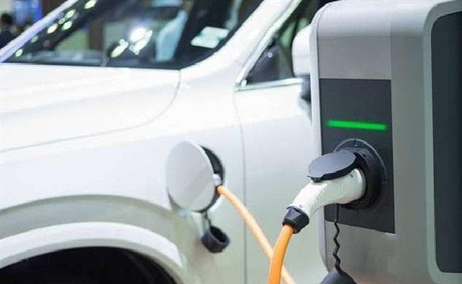 जगह- जगह होंगे गाड़ी चार्जिंग के प्वाइंट, .'''' प्ल्ग एन गो की सुविधा जानें कहां - कहां होगी