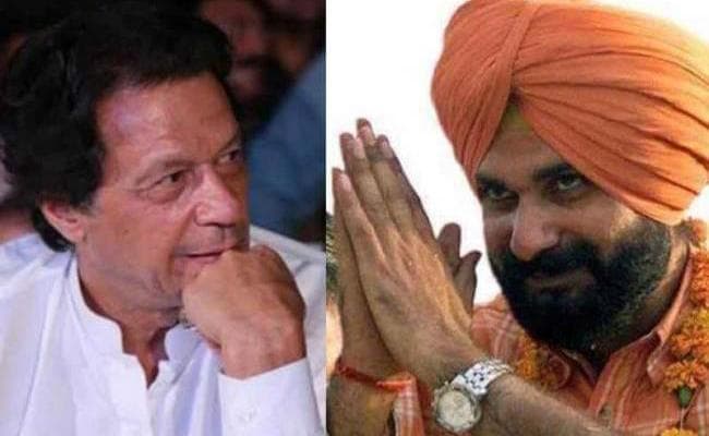 करतारपुर गलियारा : इमरान ने कहा – सिद्धू पाक में काफी लोकप्रिय, कहीं से भी चुनाव लड़ें; जीत जायेंगे करतारपुर गलियारा : इमरान ने कहा – सिद्धू पाक में काफी लोकप्रिय, कहीं से भी चुनाव लड़ें; जीत जायेंगे