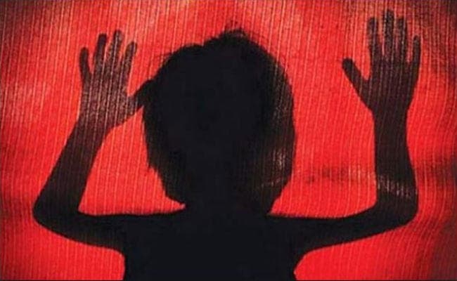 एक और निर्भया! दिल्ली में रात डेढ़ बजे 12 साल की लड़की से चलती कार में गैंगरेप