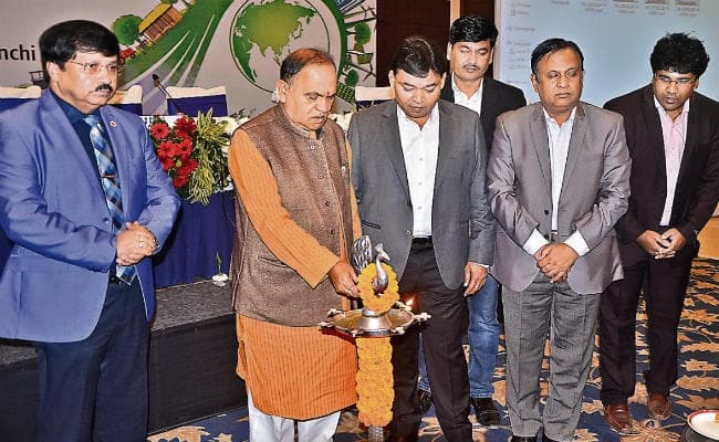 रांची : स्मार्ट सिटी में केवल बड़ी गाड़ियां नहीं दौड़ेंगी, किफायती आवास भी बनेंगे : सीपी सिंह