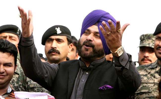 करतारपुर गलियारा परियोजना के आकर्षण के केंद्र में रहे नवजोत सिंह सिद्धू