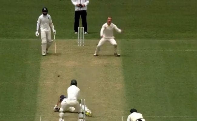 पृथ्‍वी शॉ हुए रहस्‍यमयी गेंद के शिकार, ऑस्‍ट्रेलिया में लहराया परचम - देखें VIDEO