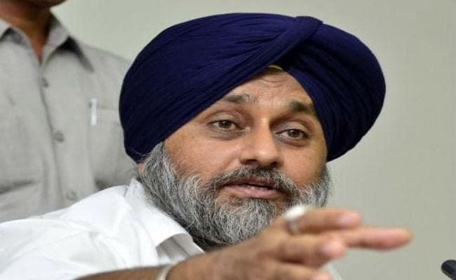 शिरोमणि अकाली दल ने सिद्धू से पूछा सवाल, देश उनकी प्राथमिकता में है या नहीं!