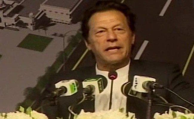 मोदी से बात करना चाहते हैं इमरान, कहा - हाफिज पर पहले से ही शिकंजा