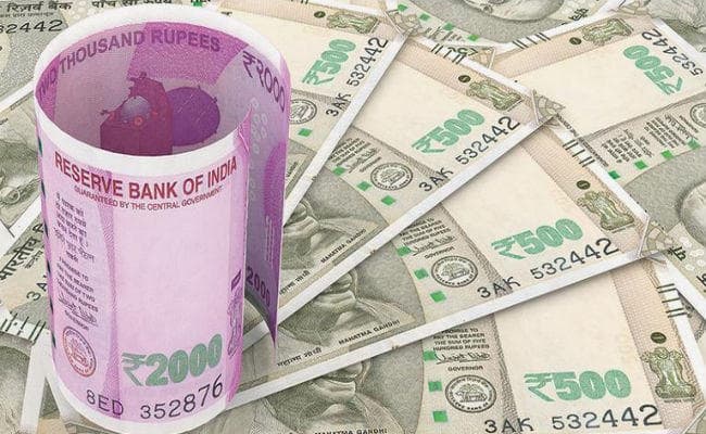 रुपये की मजबूती से बाजार में तेजी जारी, सेंसेक्स 453 अंक उछला