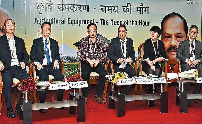 रांची : कृषि विज्ञानी रूफ अहमद पैरे ने कहा, कई उपकरणों के बजाय कोई एक बहुपयोगी कृषि यंत्र हो