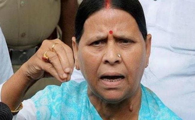 पटना : सुप्रीम कोर्ट ने सरकार की पकड़ी नस : राबड़ी देवी