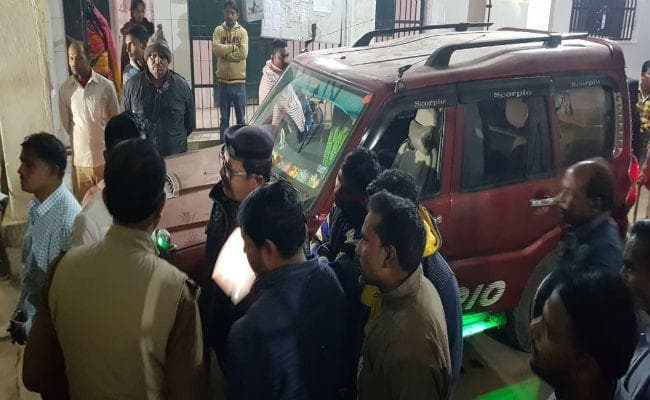 पहले पैर पर चढ़ाई बाइक, विरोध किया तो गोली मार कर दी हत्या