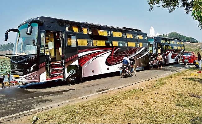 झारखंड में पहली बार चलेंगी दो फुल स्लीपर बसें, पहली बार बस यात्रियों को क्लास वन की सेवा देने की तैयारी