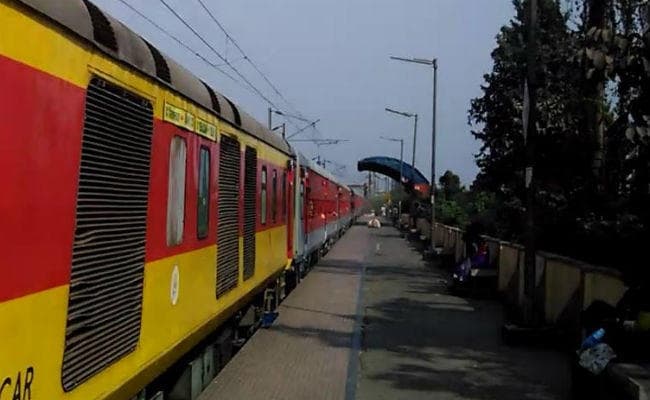 गया : दुर्घटनाग्रस्त होने से बची दिल्ली-हटिया संपर्क क्रांति एक्सप्रेस