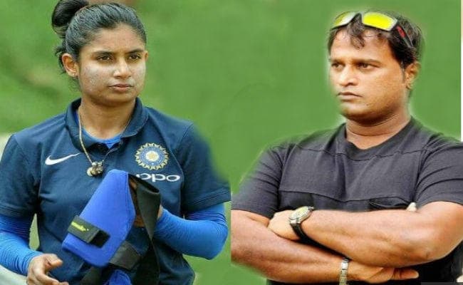 कोच रमेश पोवार को लेकर हरमनप्रीत और मिताली खेमे में बंटी महिला क्रिकेट टीम