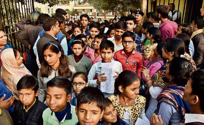 बिहार कर्मचारी चयन आयोग की प्रथम परीक्षा आठ से 10 दिसंबर तक, नहीं मिलेगा अतिरिक्त समय, आभूषण और जूतों पर भी बैन