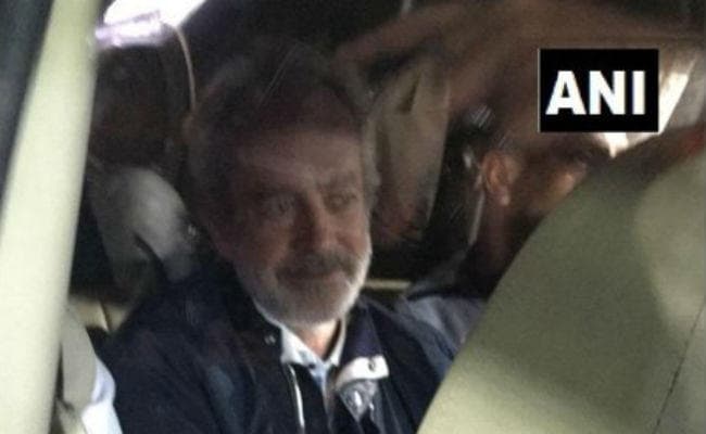 अगस्ता वेस्टलैंड वीवीआईपी हेलीकॉप्टर मामले में बड़ी सफलता, बिचौलिये मिशेल को लाया गया भारत