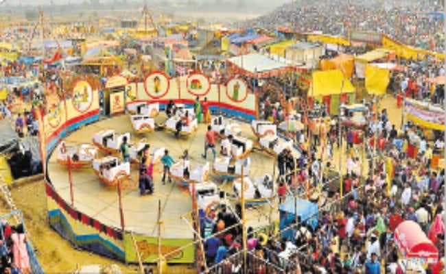 मधुपुर : नवान्न मेले में उमड़े लोग, मां बुढैश्वरी की पूजा