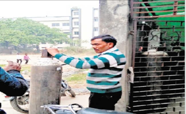 धनबाद  :  पीएमसीएच में चार घंटे नहीं मिली ऑक्सीजन, मची अफरा-तफरी