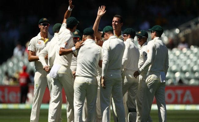 INDvsAUS 1st Test: पुजारा को छोड़कर ऑस्ट्रेलियाई आक्रमण के सामने ढेर हुए भारतीय बल्लेबाज INDvsAUS 1st Test: पुजारा को छोड़कर ऑस्ट्रेलियाई आक्रमण के सामने ढेर हुए भारतीय बल्लेबाज