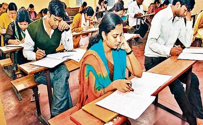 कौशल विकास के लिए उद्योग विभाग देगा प्रशिक्षण, फुटवियर में करीब 1400 युवाओं को नि:शुल्क किया जायेगा प्रशिक्षित