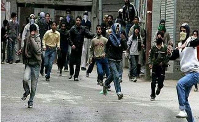 पाकिस्तान के बहकावे में आने का खामियाजा भुगत रहे हैं कश्मीर के मुसलमान