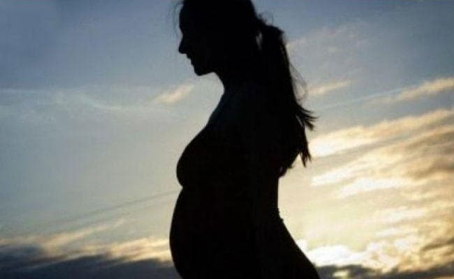 Health Alert: प्रदूषित हवा से बढ़ सकता है गर्भपात का खतरा