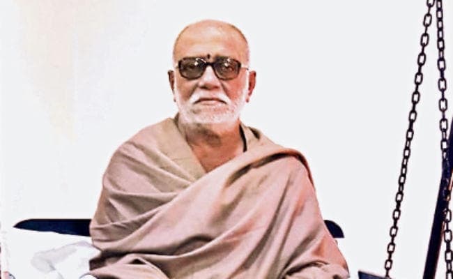 बीहट : जाति-वर्ण से परे हैं हनुमान, अयोध्या में हो राममंदिर का निर्माण : मोरारी बापू बीहट : जाति-वर्ण से परे हैं हनुमान, अयोध्या में हो राममंदिर का निर्माण : मोरारी बापू