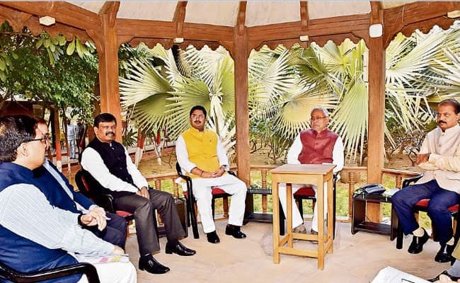 मुख्यमंत्री ने की केंद्रीय मंत्री रामविलास से बात, बिहार में धान खरीद का लक्ष्य बढ़ाये केंद्र सरकार