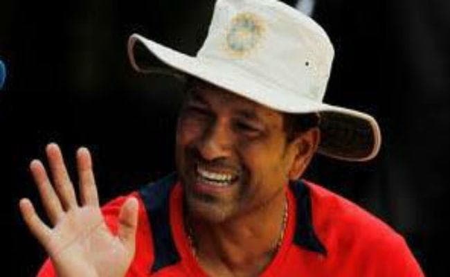 INDvsAUS : बीच मैच में सचिन तेंदुलकर ने टीम इंडिया को दी यह सलाह