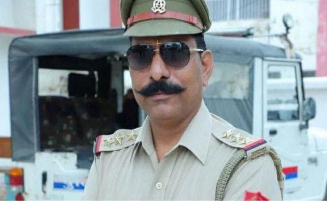 बुलंदशहर हिंसा में शहीद इंस्पेक्टर सुबोध के परिजनों को पुलिसकर्मी देंगे एक दिन का वेतन