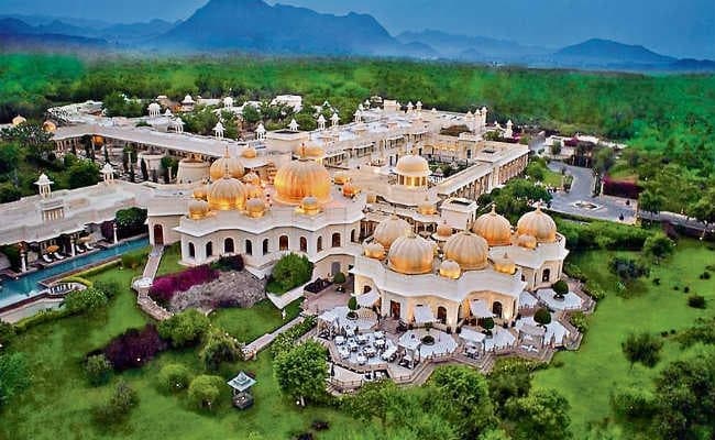 सज गया उदयपुर, इशा अंबानी की प्री वेडिंग सेरेमनी आज से शुरू