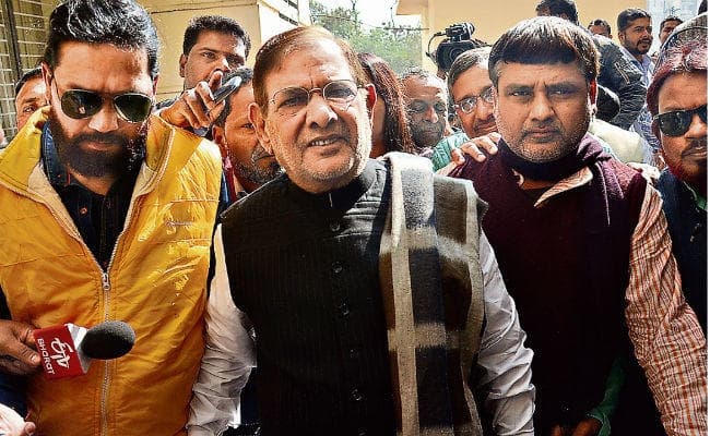 पहले से बेहतर हैं लालू प्रसाद, शरद यादव के साथ हुई राजनीति पर हुई