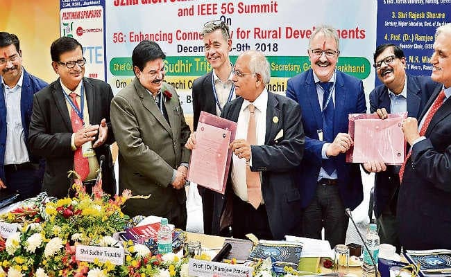 रांची : ग्रामीण परिवेश को ध्यान में रख कर करें टेक्नोलॉजी का विकास