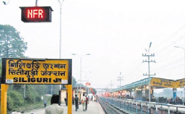बंद हुआ रेलमार्ग फिर खुलेगा, सिलीगुड़ी से बांग्लादेश होकर आयेगी ट्रेन