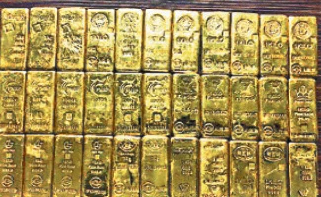 कोलकाता : 21 करोड़ का 66 किलो सोना जब्त, चार अरेस्ट