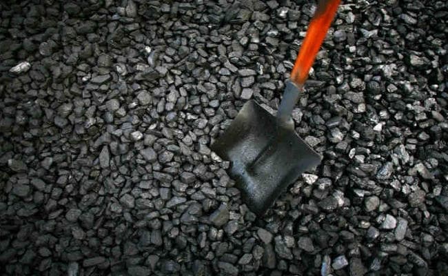 कोयला का आयात 10 प्रतिशत बढ़ा