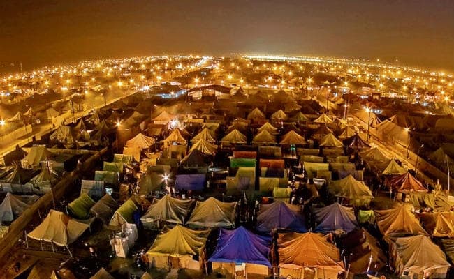 इस बार के कुंभ मेले में होगा भव्य टेंट सिटी, 16 को प्रयागराज पहुंचेंगे पीएम मोदी