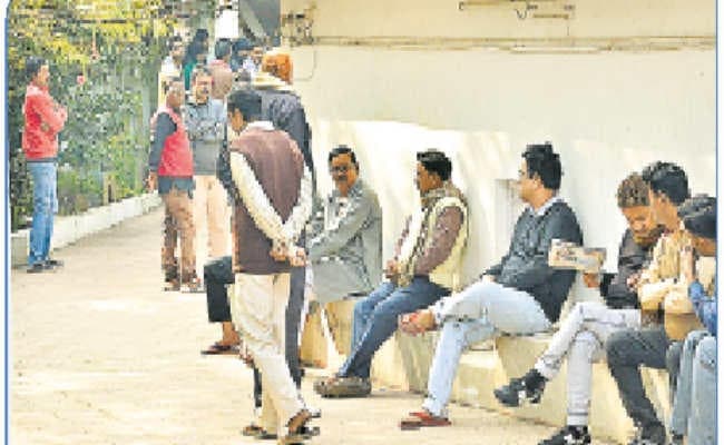 देवघर : परिजनों की चीत्कार से माहौल गमगीन, रविवार की दोपहर में निकली शव यात्रा, दहशत में दवा व्यवसायी का परिवार, अब भी मिल रही धमकी